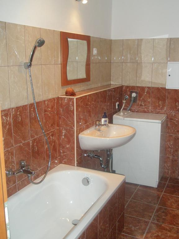 Club218 Relax Family Apartman Шіофок Екстер'єр фото